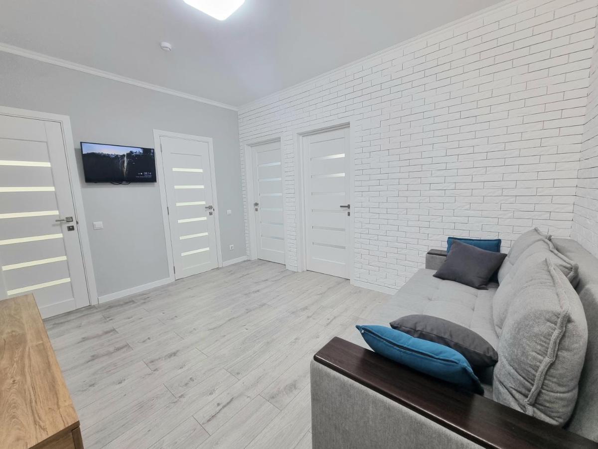 Center, Albisoara Str., 1Bedroom And Living With Balcony Chişinău Eksteriør billede